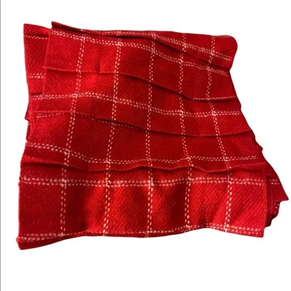NWT LANDS END Red White Plaid Stitch Pleated Scarf.  Super Freaking Cute. 78